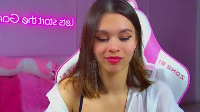 Image 6 of pollylanders Stream on Chaturbate on 1 month ago