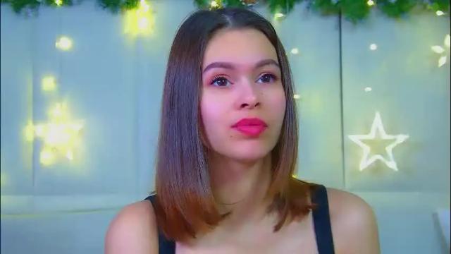 Image 2 of pollylanders Stream on Chaturbate on 1 month ago