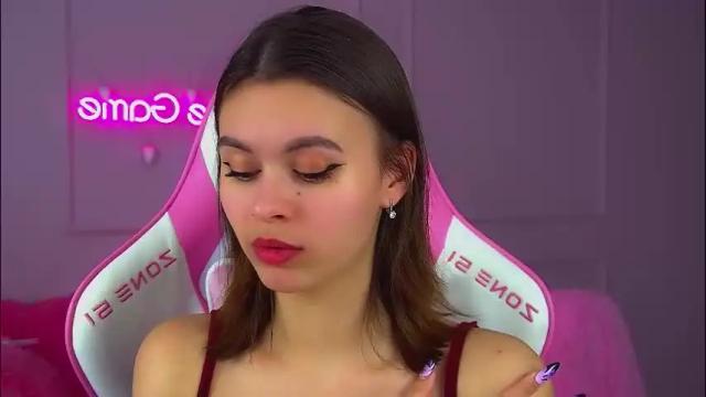 Image 4 of pollylanders Stream on Chaturbate on 1 month ago