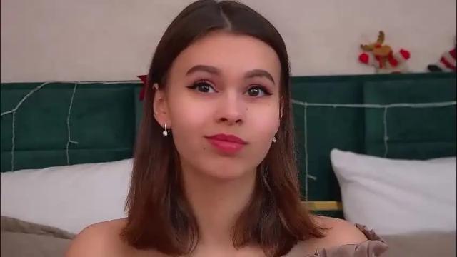 Image 4 of pollylanders Stream on Chaturbate on 1 month ago