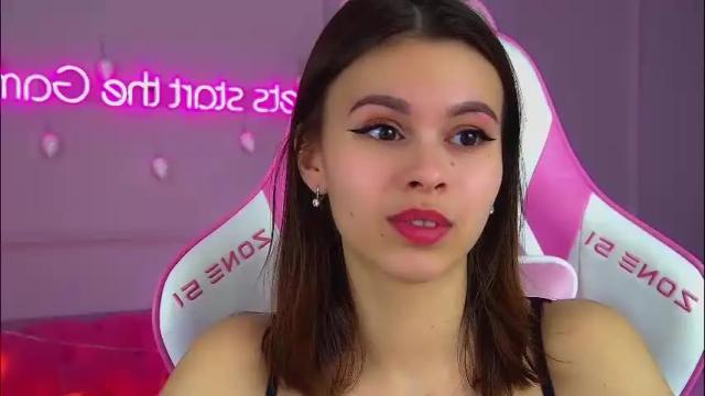 Image 6 of pollylanders Stream on Chaturbate on 1 month ago