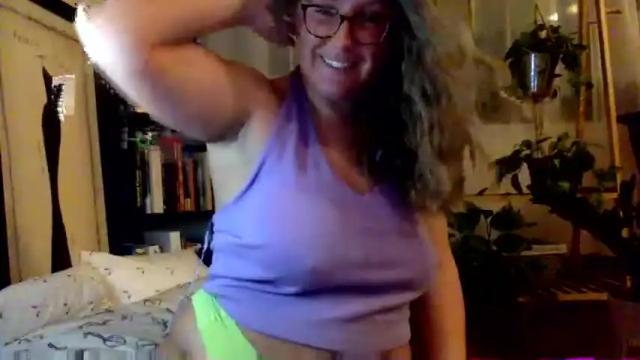 Image 3 of pollypocket1998 Stream on Chaturbate on 18 months ago