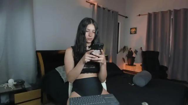 Image 2 of polvodeestrellas_ Stream on Chaturbate on 19 months ago