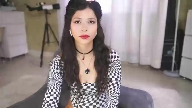 Image 8 of polvodeestrellas_ Stream on Chaturbate on 4 months ago