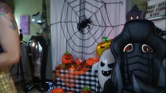 Image 4 of polvodeestrellas_ Stream on Chaturbate on 3 days ago