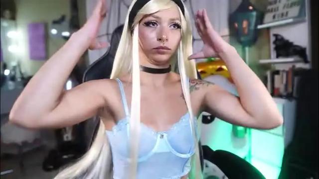 Image 4 of polvodeestrellas_ Stream on Chaturbate on 1 day ago