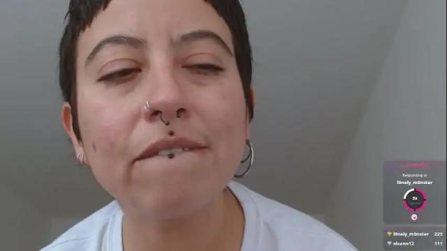Image 4 of poly_mer Stream on Chaturbate on 1 day ago