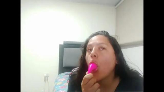 Image 12 of polyamoryandsexx Stream on Chaturbate on 1 month ago
