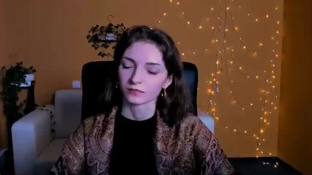 Thumbnail 3, polyy_spinnet's Stream at Chaturbate, 18 months ago