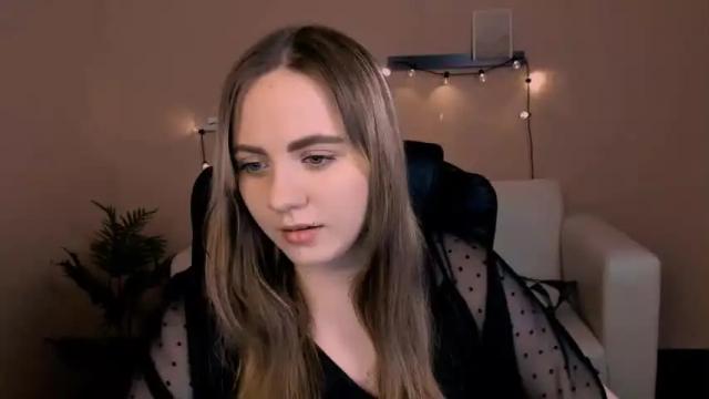 Thumbnail 2, polyy_spinnet's Stream at Chaturbate, 18 months ago