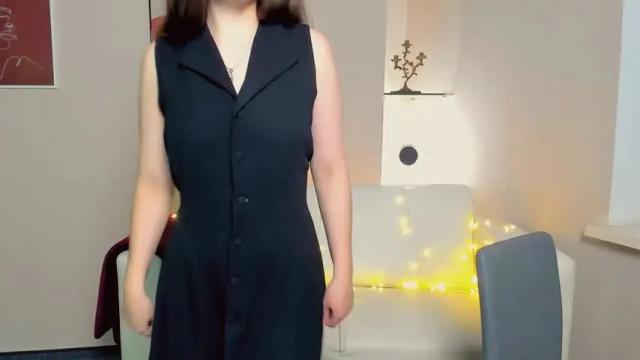 Image 7 of polyy_spinnet Stream on Chaturbate on 22 months ago