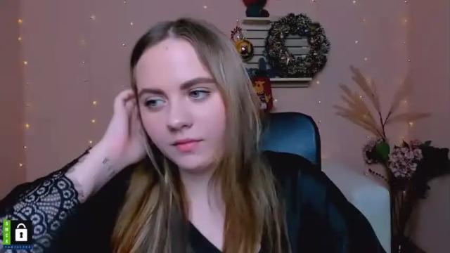 Thumbnail 3, polyy_spinnet's Stream at Chaturbate, 18 months ago
