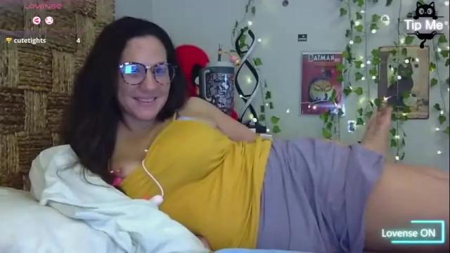 Thumbnail 1, pooncahantits's Stream at Chaturbate, 3 months ago