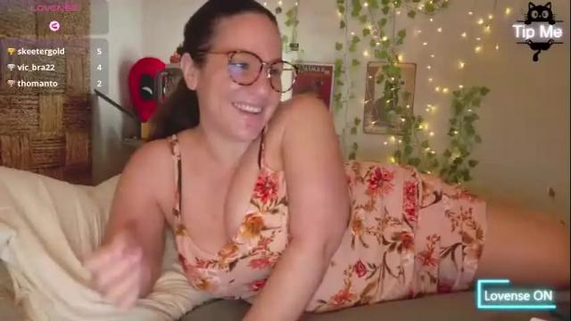 Thumbnail 1, pooncahantits's Stream at Chaturbate, 1 month ago