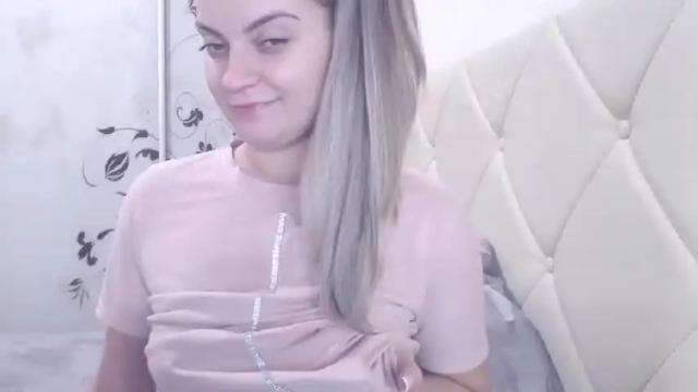 Image 11 of popkornmolli Stream on Chaturbate on 17 months ago