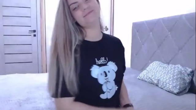 Image 10 of popkornmolli Stream on Chaturbate on 2 months ago