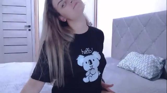 Image 11 of popkornmolli Stream on Chaturbate on 2 months ago