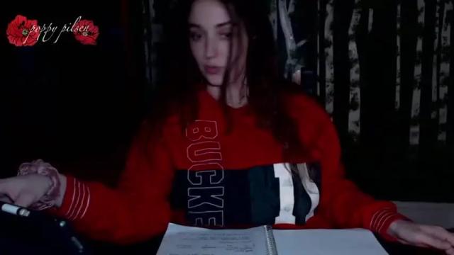 Image 3 of poppypilsen Stream on Chaturbate on 17 months ago