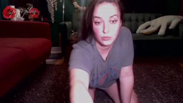 Image 11 of poppypilsen Stream on Chaturbate on 16 months ago