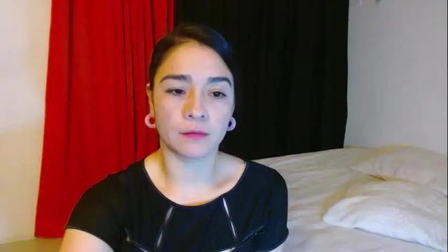 Image 4 of porcelainlux Stream on Chaturbate on 6 months ago