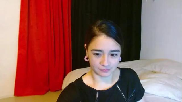 Image 8 of porcelainlux Stream on Chaturbate on 6 months ago