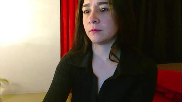 Image 2 of porcelainlux Stream on Chaturbate on 5 months ago