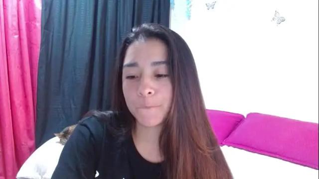 Image 7 of porcelainlux Stream on Chaturbate on 4 months ago