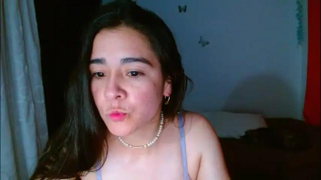 Image 2 of porcelainlux Stream on Chaturbate on 2 months ago
