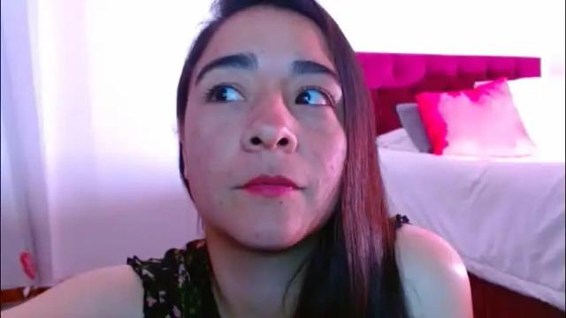 Image 2 of porcelainlux Stream on Chaturbate on 21 hours ago