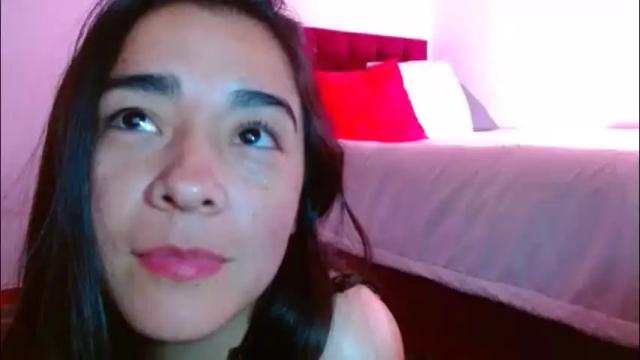 Image 7 of porcelainlux Stream on Chaturbate on 21 hours ago