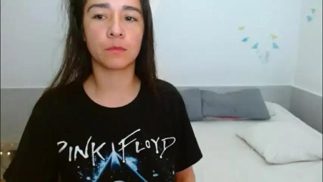 Image 2 of porcelainlux Stream on Chaturbate on 1 month ago