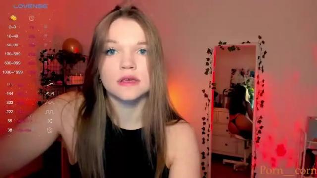 Image 2 of porn__corn Stream on Chaturbate on 17 months ago