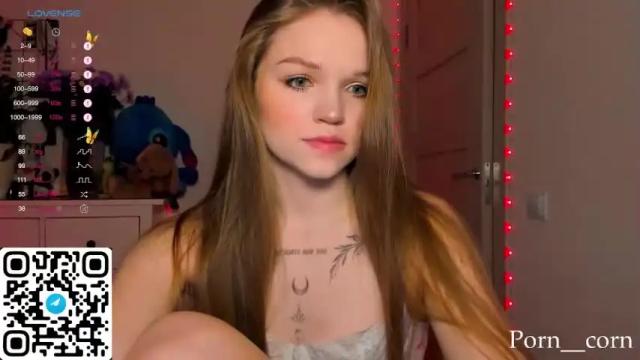 Image 3 of porn__corn Stream on Chaturbate on 16 months ago