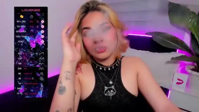 Image 10 of pornstar_maxie Stream on Chaturbate on 15 months ago