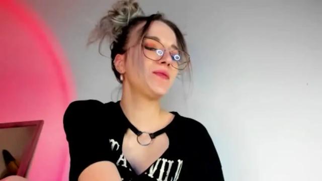Image 4 of positivevibess Stream on Chaturbate on 16 months ago
