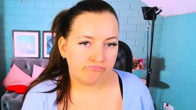 Image 3 of powerofboobs Stream on Chaturbate on 15 months ago