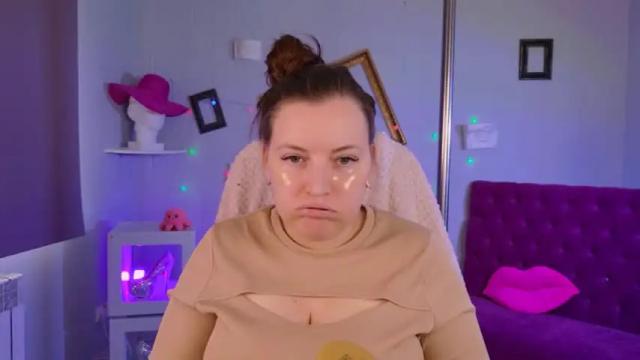 Image 3 of powerofboobs Stream on Chaturbate on 14 months ago
