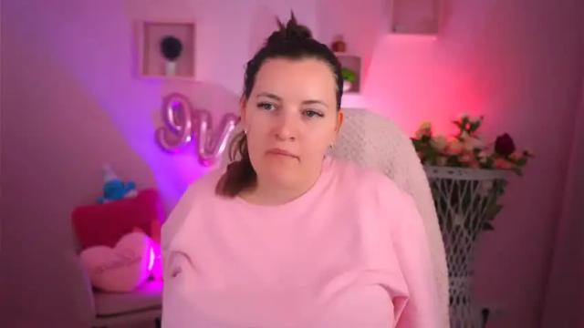 Image 10 of powerofboobs Stream on Chaturbate on 13 months ago