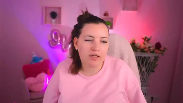 Image 7 of powerofboobs Stream on Chaturbate on 13 months ago