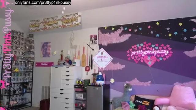 Image 11 of pr3ttyp1nkpussy Stream on Chaturbate on 14 months ago
