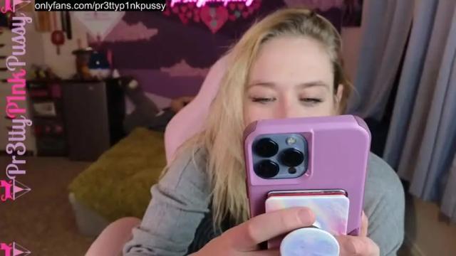 Image 4 of pr3ttyp1nkpussy Stream on Chaturbate on 14 months ago