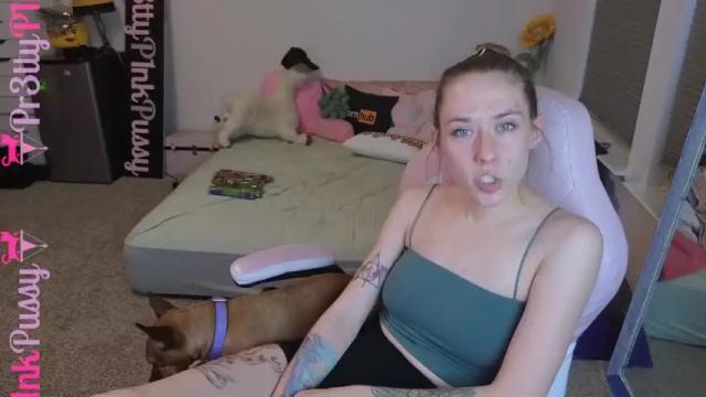 Image 4 of pr3ttyp1nkpussy Stream on Chaturbate on 2 months ago
