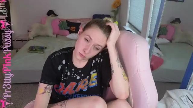 Image 4 of pr3ttyp1nkpussy Stream on Chaturbate on 2 months ago