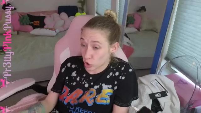 Image 6 of pr3ttyp1nkpussy Stream on Chaturbate on 2 months ago