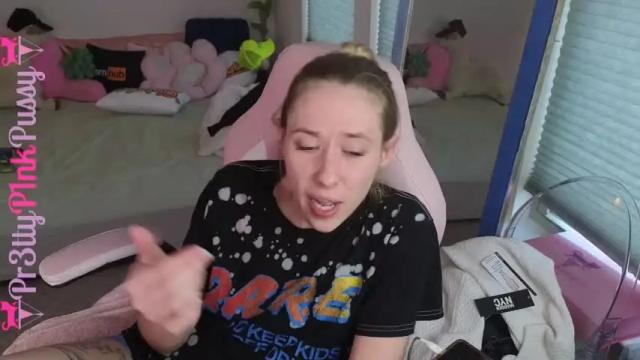 Image 7 of pr3ttyp1nkpussy Stream on Chaturbate on 2 months ago