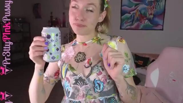 Image 2 of pr3ttyp1nkpussy Stream on Chaturbate on 1 month ago