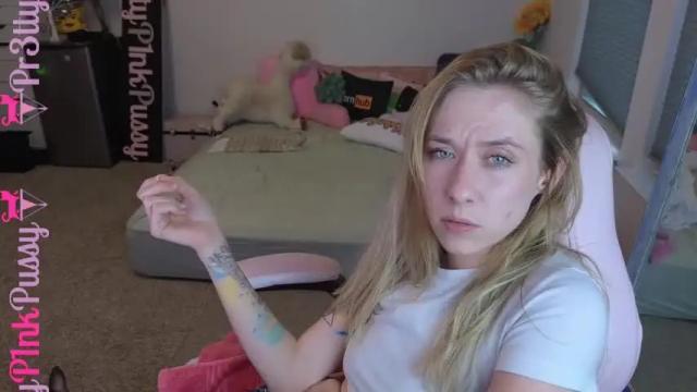 Image 7 of pr3ttyp1nkpussy Stream on Chaturbate on 1 month ago