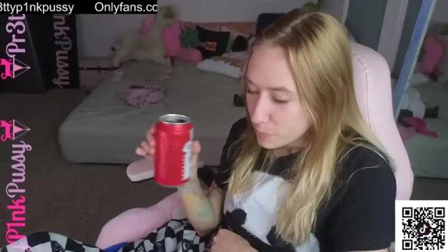 Image 10 of pr3ttyp1nkpussy Stream on Chaturbate on 1 month ago