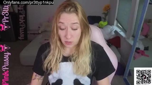 Image 2 of pr3ttyp1nkpussy Stream on Chaturbate on 1 month ago