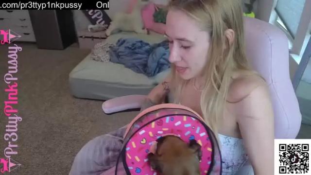 Image 6 of pr3ttyp1nkpussy Stream on Chaturbate on 1 month ago